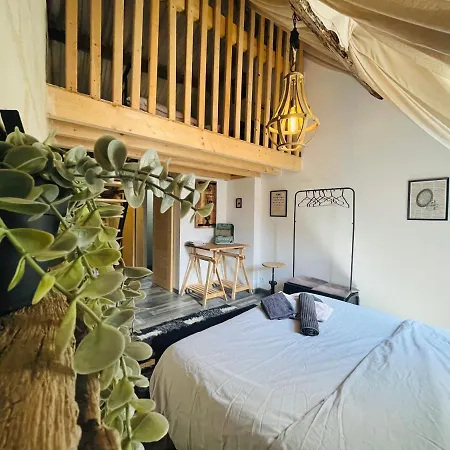 ベッド・アンド・ブレックファスト Chez Mimie Les Hotes